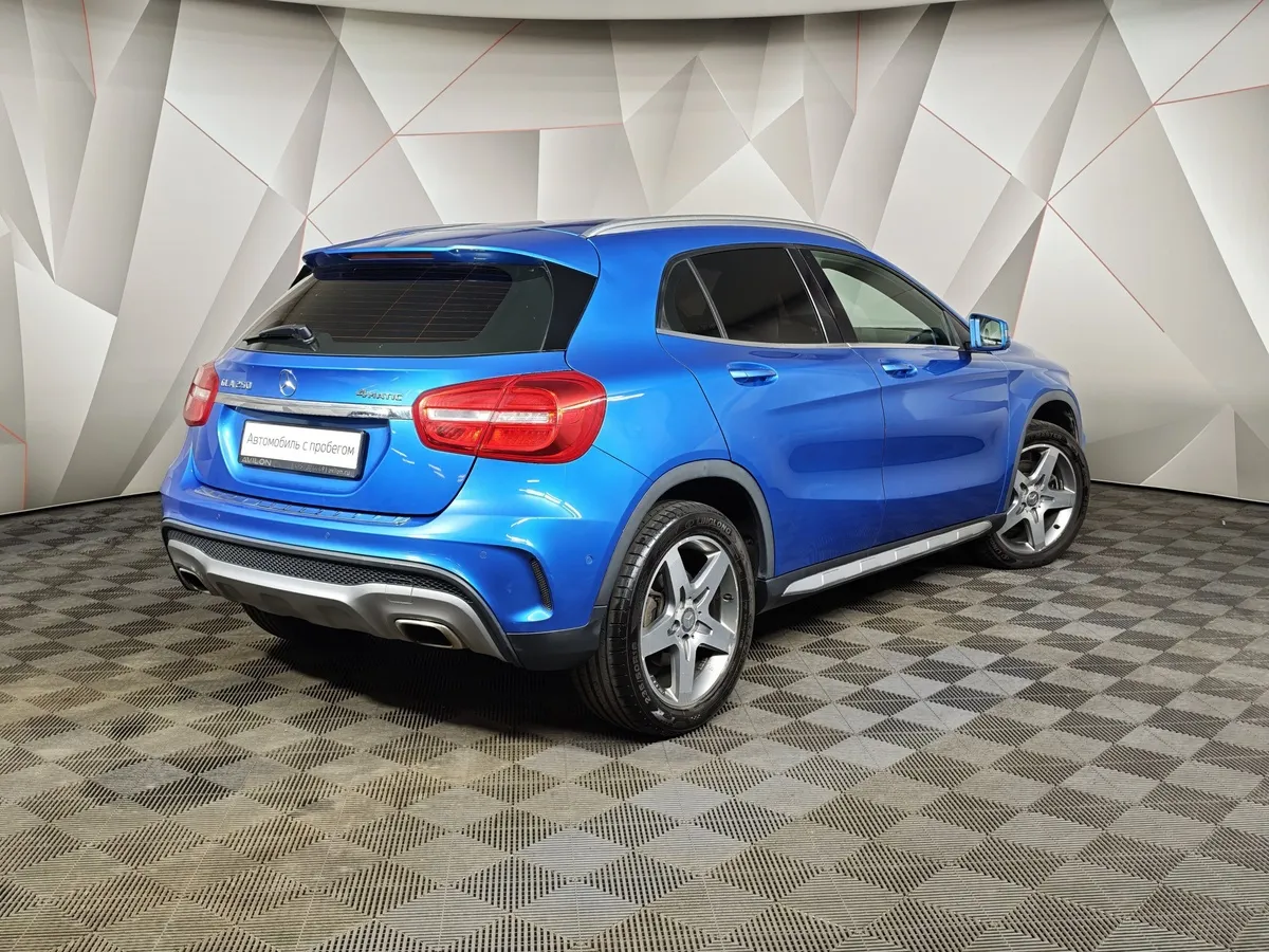 Mercedes-Benz GLA 250 7G-DCT 4MATIC (211 л.с.) Особая серия Голубой в АВИЛОН. Слайд №2