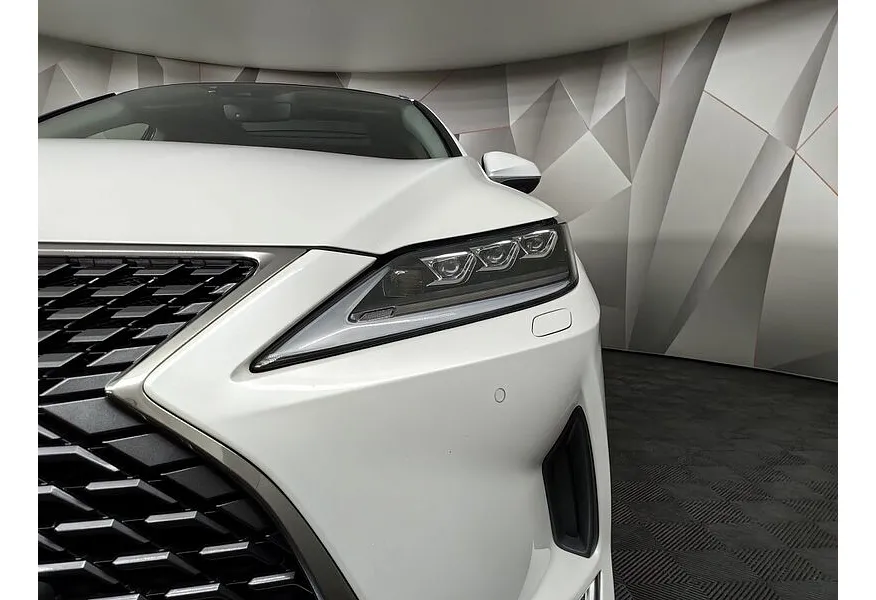 АВИЛОН - Lexus RX 2.0 AT AWD (238 л.с.) Premium + Black Vision Белый - slide 18