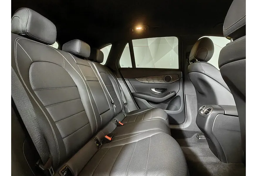 Mercedes-Benz GLC 300 9G-TRONIC 4MATIC (249 л.с.) Sport Plus (Локальная сборка) Черный в АВИЛОН. Слайд №16