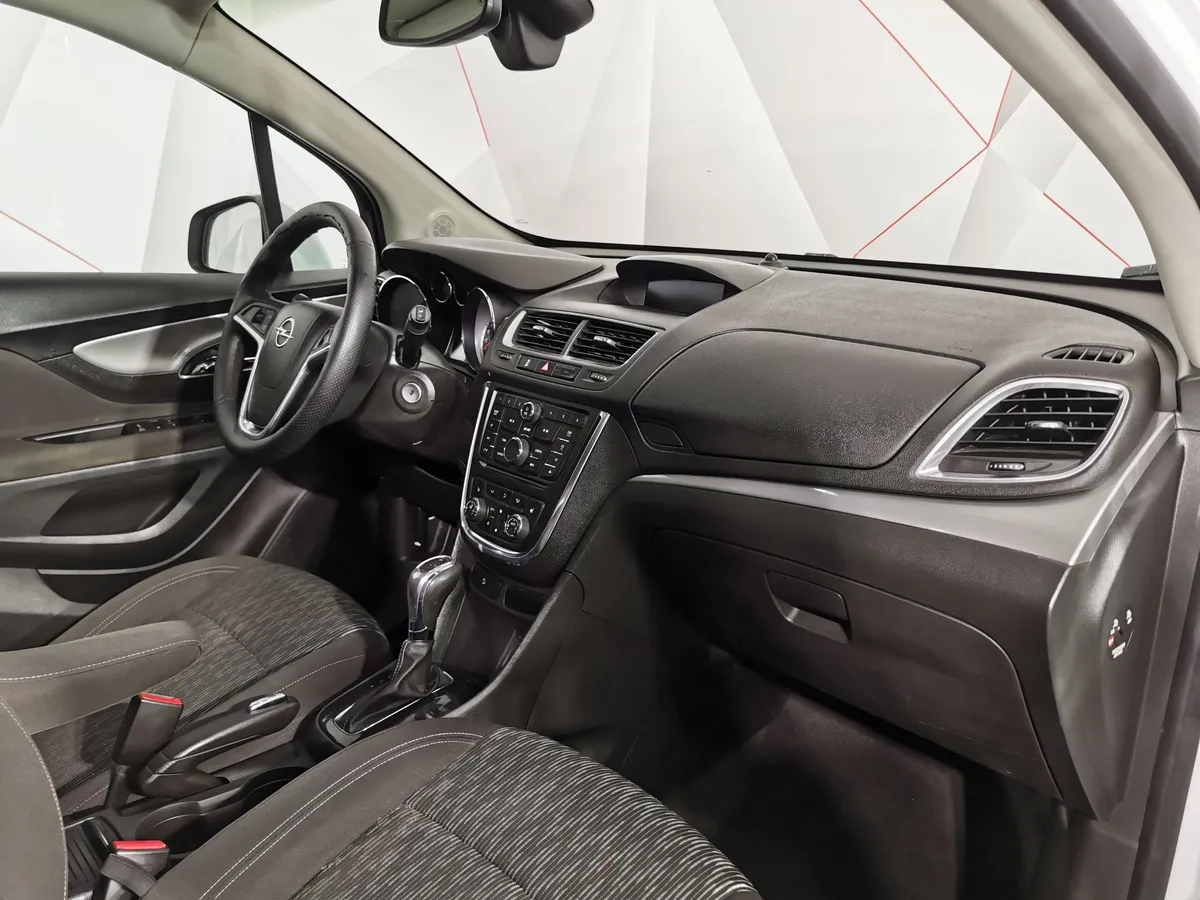 Opel Mokka 1.8 AT AWD (140 л.с.) Cosmo Белый в АВИЛОН. Слайд №11
