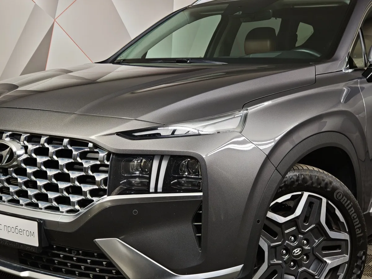 Hyundai Santa Fe 2.2 CRDi AWD 8AT (200 л.с.) High-Tech Серый в АВИЛОН. Слайд №10