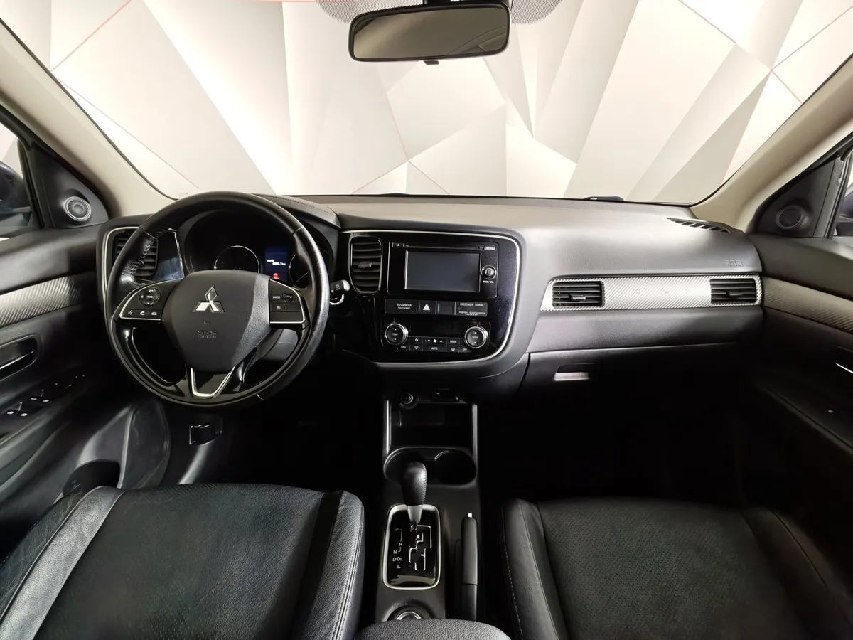 Mitsubishi Outlander 2.0 MIVEC CVT 4WD (146 л.с.) Intense Plus Белый в АВИЛОН. Слайд №14