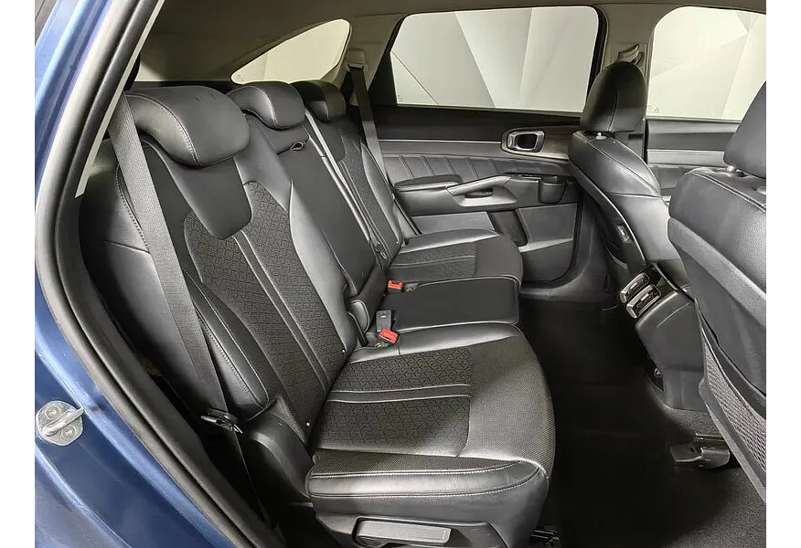 Kia Sorento 2.5 MPI 4WD AT (180 л.с.) Prestige Синий в АВИЛОН. Слайд №16