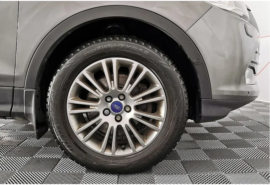Ford Kuga 2.0 Duratorq TDCi PowerShift AWD (140 л.с.) Titanium Серый в АВИЛОН. Слайд №16
