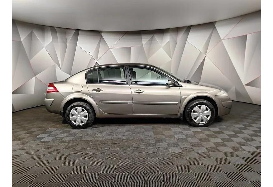 АВИЛОН - Renault Megane 1.6 AT (115 л.с.) Бежевый - slide 3