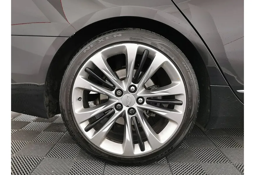 Cadillac CT6 3.6 V6 AT AWD (335 л.с.) Platinum Черный в АВИЛОН. Слайд №8