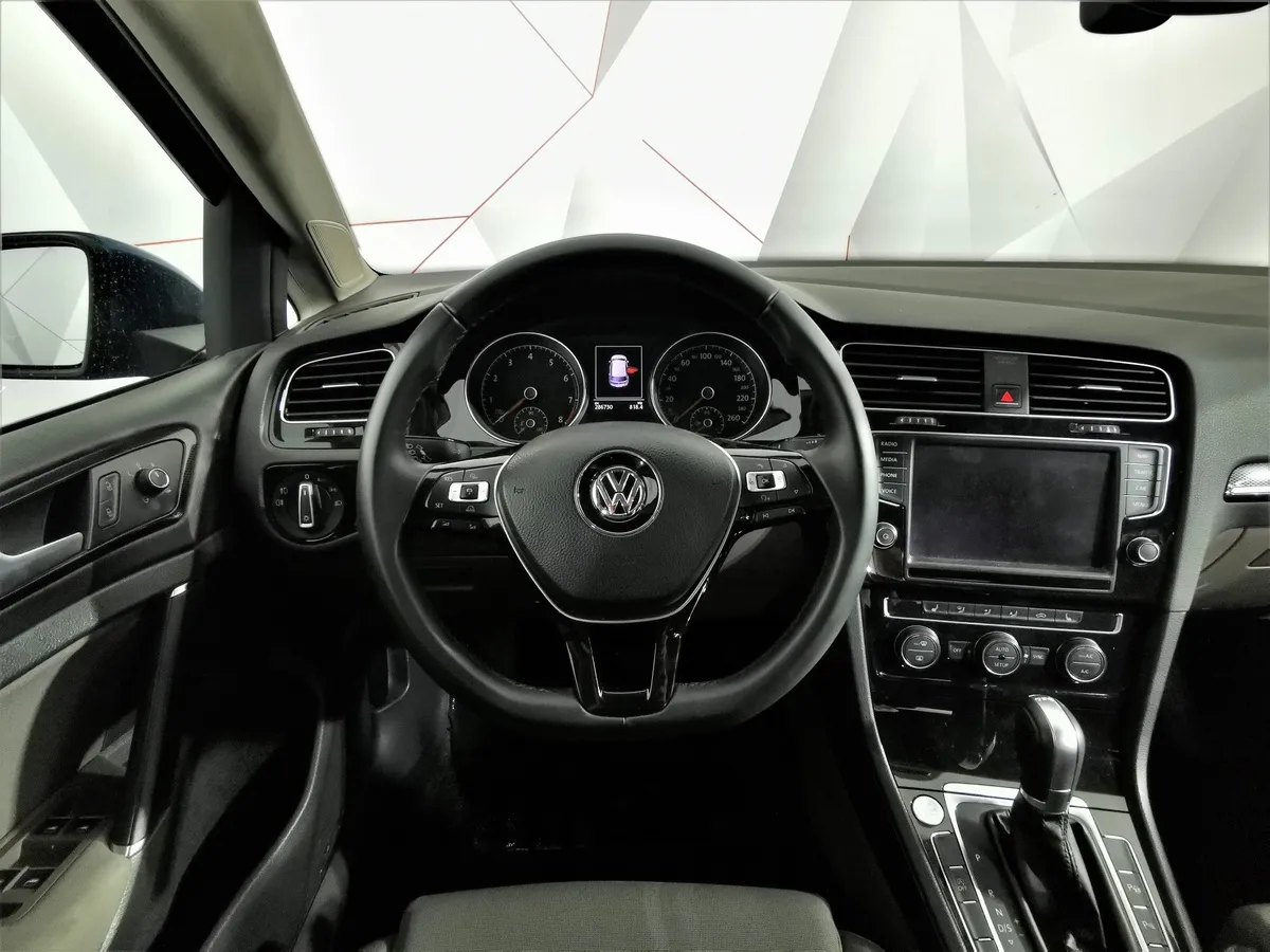 Volkswagen Golf 1.4 TSI BlueMotion DSG (140 л.с.) Highline Голубой в АВИЛОН. Слайд №19