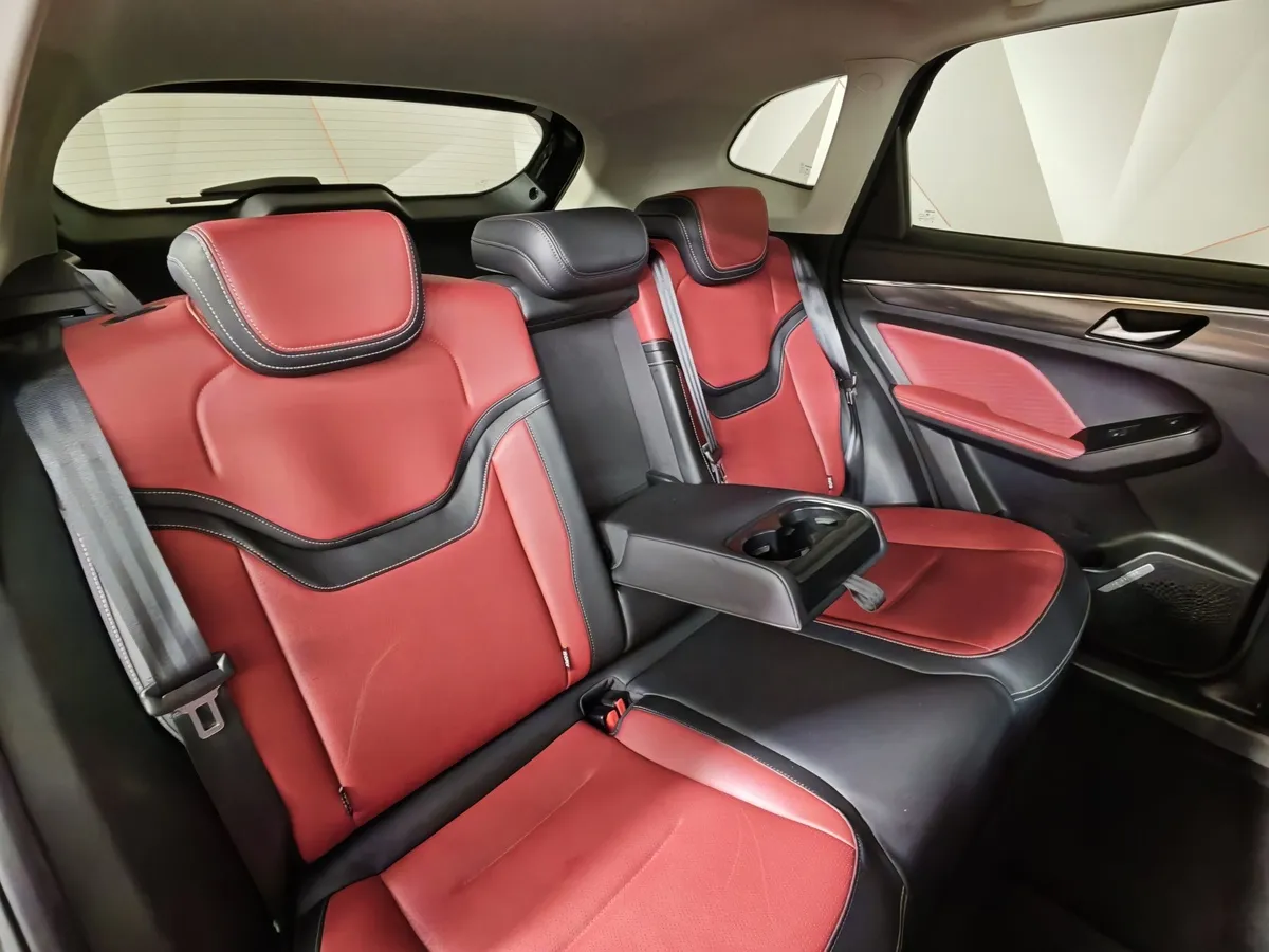 Haval Jolion 1.5 DCT 4WD (150 л.с.) Tech Plus Черный в АВИЛОН. Слайд №16