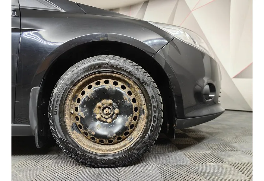 Ford Focus 1.6 PowerShift (125 л.с.) Trend Черный в АВИЛОН. Слайд №9