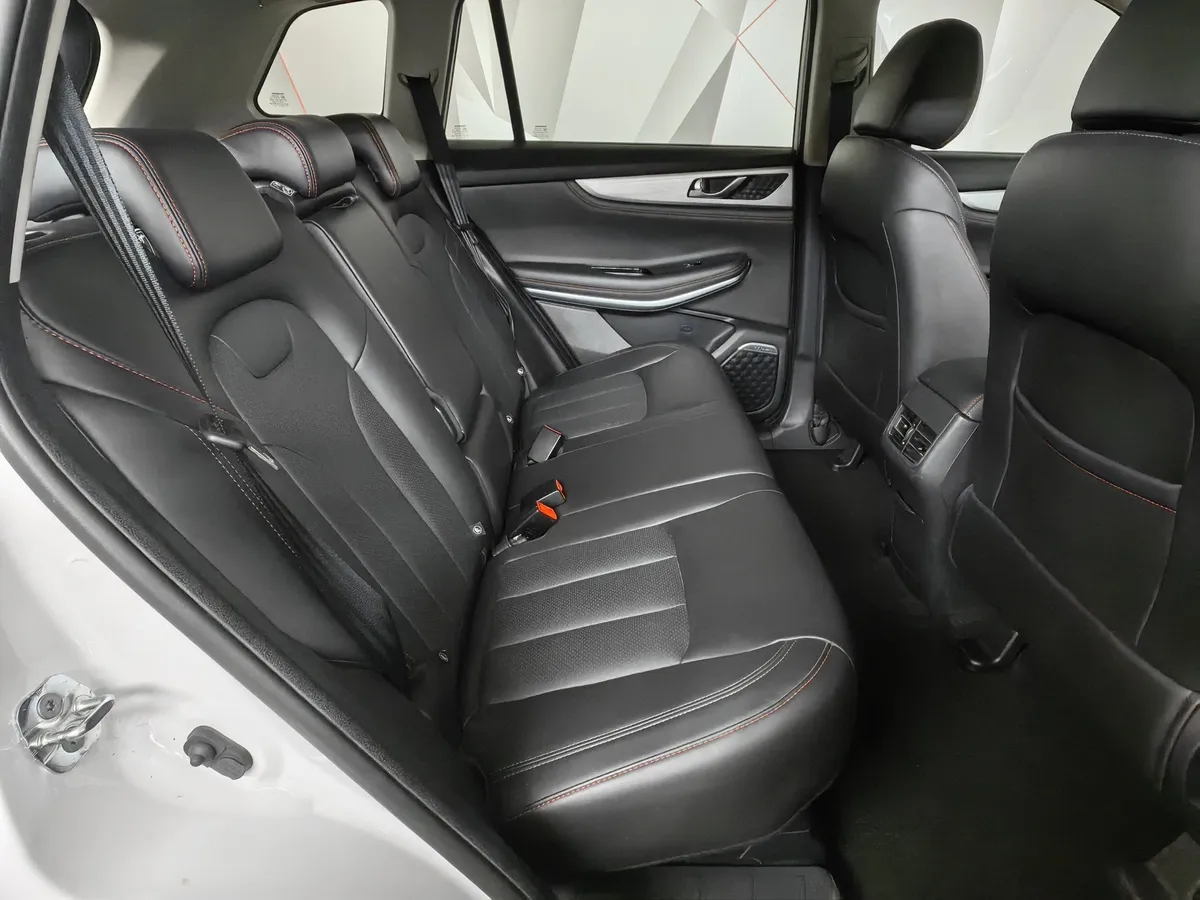 Changan CS75 1.8 AT AWD (149 л.с.) Luxe Белый в АВИЛОН. Слайд №15