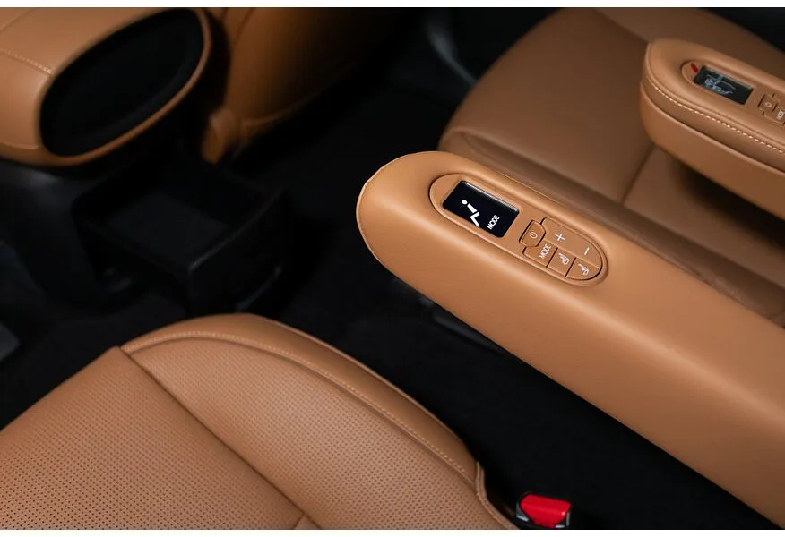 Hyundai Palisade 2.5T Smartstream 8АТ 4WD (249 л.с.) Calligraphy Коричневый в АВИЛОН. Слайд №23