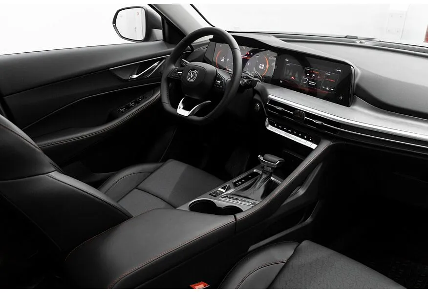 Changan CS35PLUS 1.4T 7DCT (149 л.с.) Tech Серебристый в АВИЛОН. Слайд №14