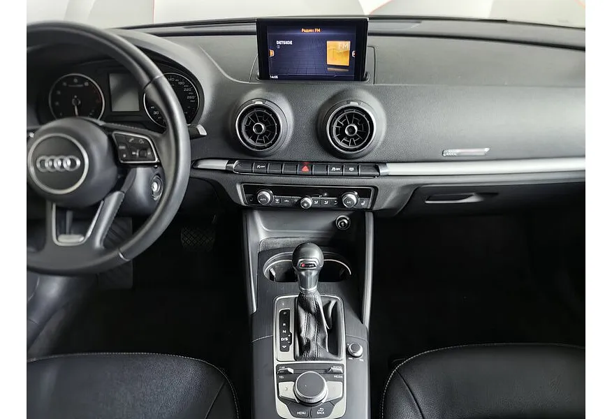 Audi A3 1.4 TFSI S-tronic (150 л.с.) Черный в АВИЛОН. Слайд №15