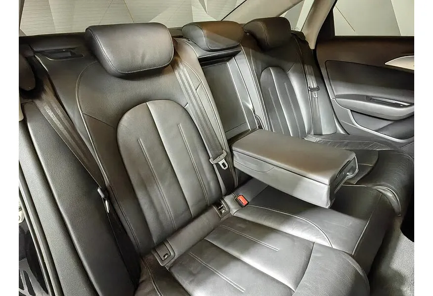 Audi A6 2.0 TFSI multitronic (180 л.с.) Черный в АВИЛОН. Слайд №17