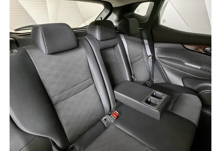 Nissan Qashqai 2.0 CVT AWD (144 л.с.) Фиолетовый в АВИЛОН. Слайд №17