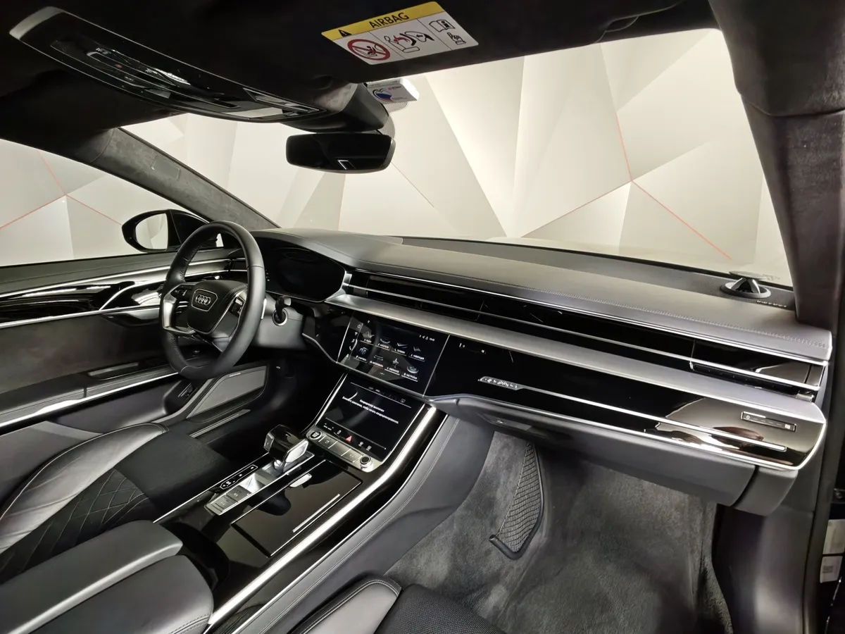 Audi A8 4.0 TFSI L tiptronic quattro (460 л.с.) Черный в АВИЛОН. Слайд №13