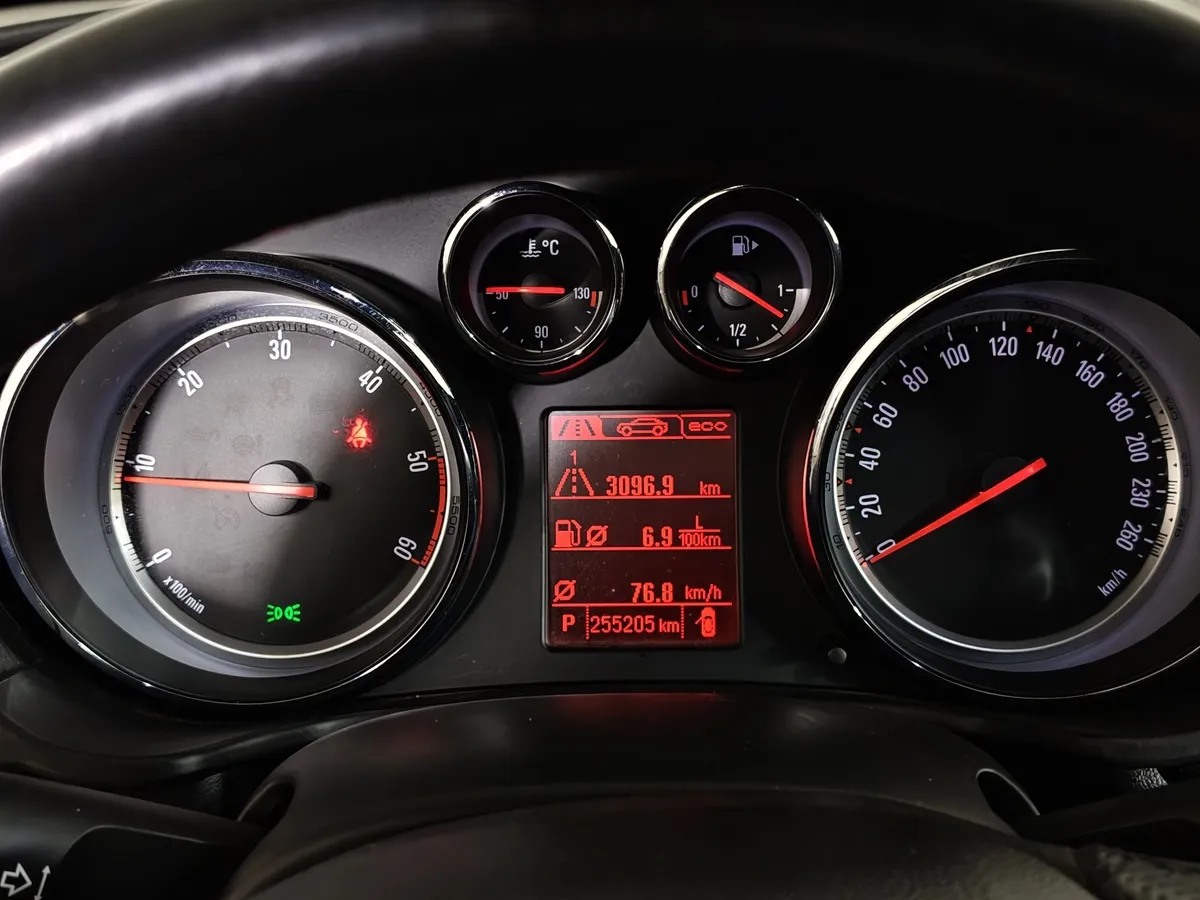Opel Insignia 2.0 DTH AT 4x4 (160 л.с.) Business Edition Фиолетовый в АВИЛОН. Слайд №18