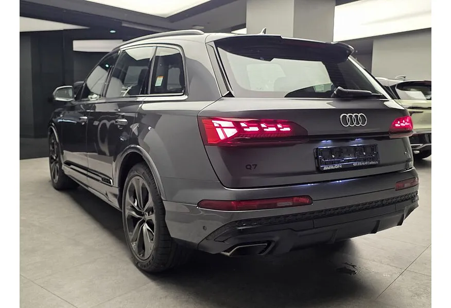 Audi Q7 3.0 TDI Tiptronic quattro (286 л.с.) Серый в АВИЛОН. Слайд №5