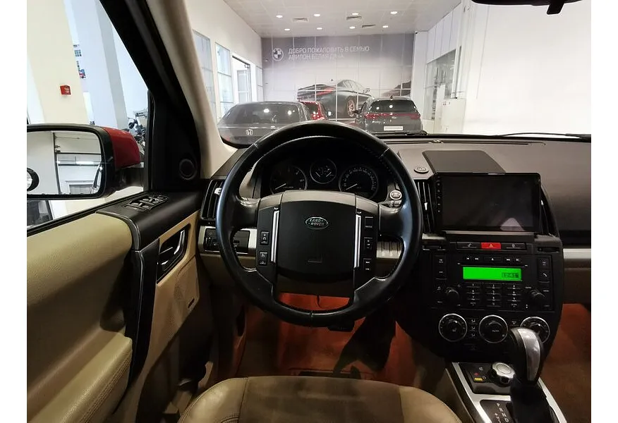 Land Rover Freelander 2.2 TD4 AT (150 л.с.) S Красный в АВИЛОН. Слайд №20