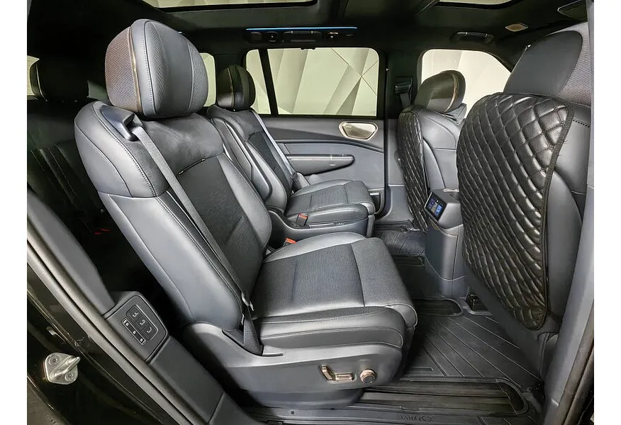 Lynk & Co 900 2.0 AT 4WD (884 л.с.) Ultra Черный в АВИЛОН. Слайд №15