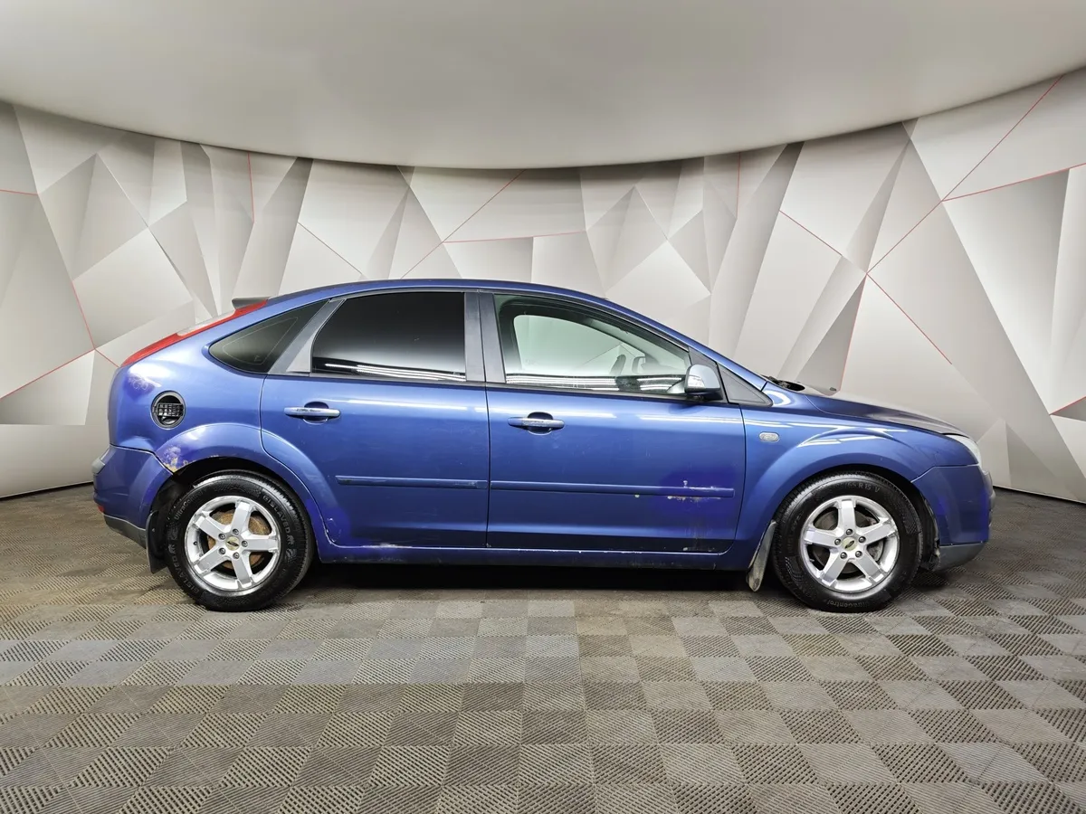 Ford Focus 1.8 MT (125 л.с.) Ghia Синий в АВИЛОН. Слайд №6
