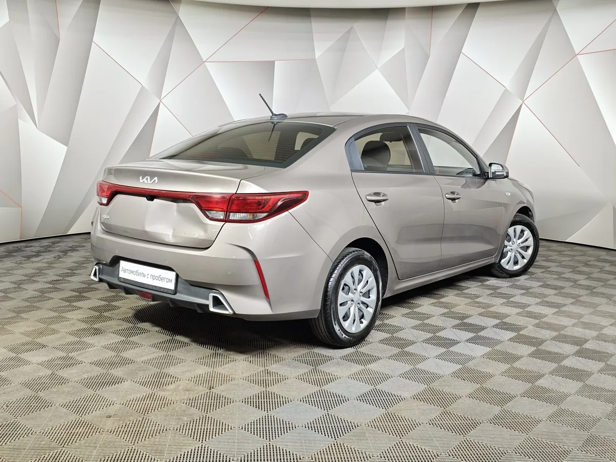 Kia Rio 1.6 AT (123 л.с.) Luxe Серый в АВИЛОН. Слайд №2