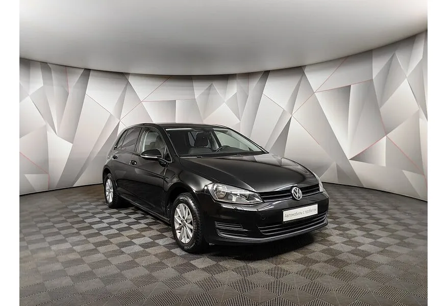 Volkswagen Golf 1.6 AT (110 л.с.) Comfortline Черный в АВИЛОН. Слайд №2