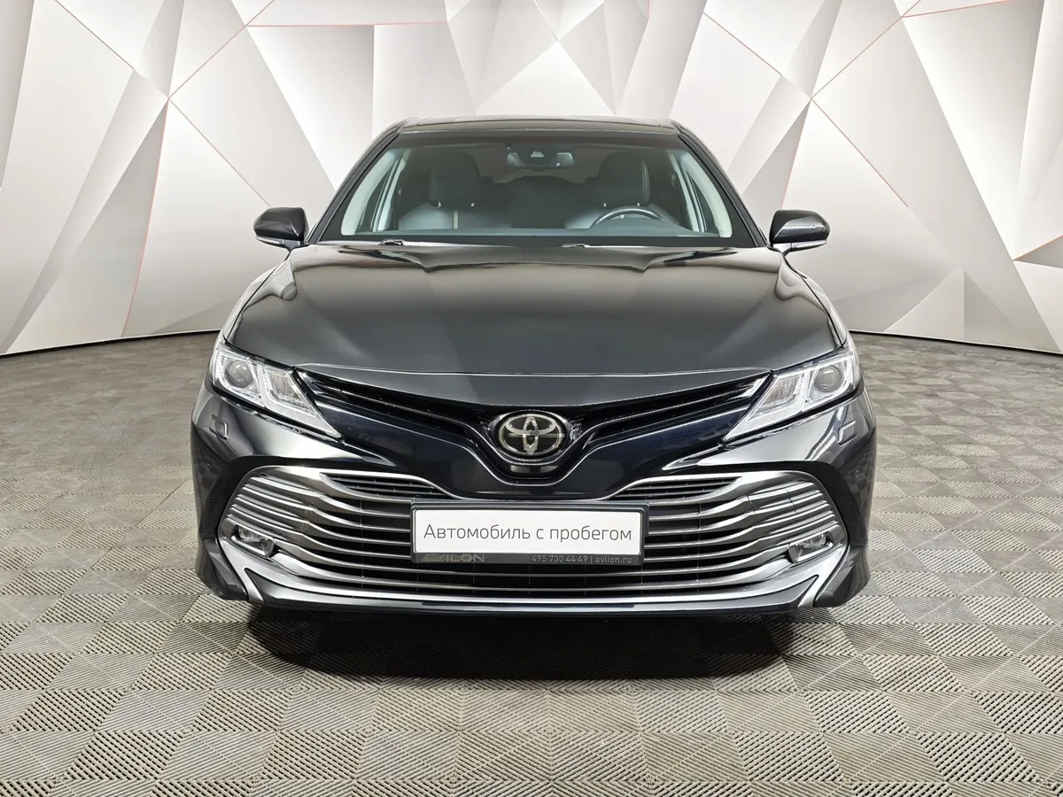 Toyota Camry 2.5 AT (181 л.с.) Черный в АВИЛОН. Слайд №7