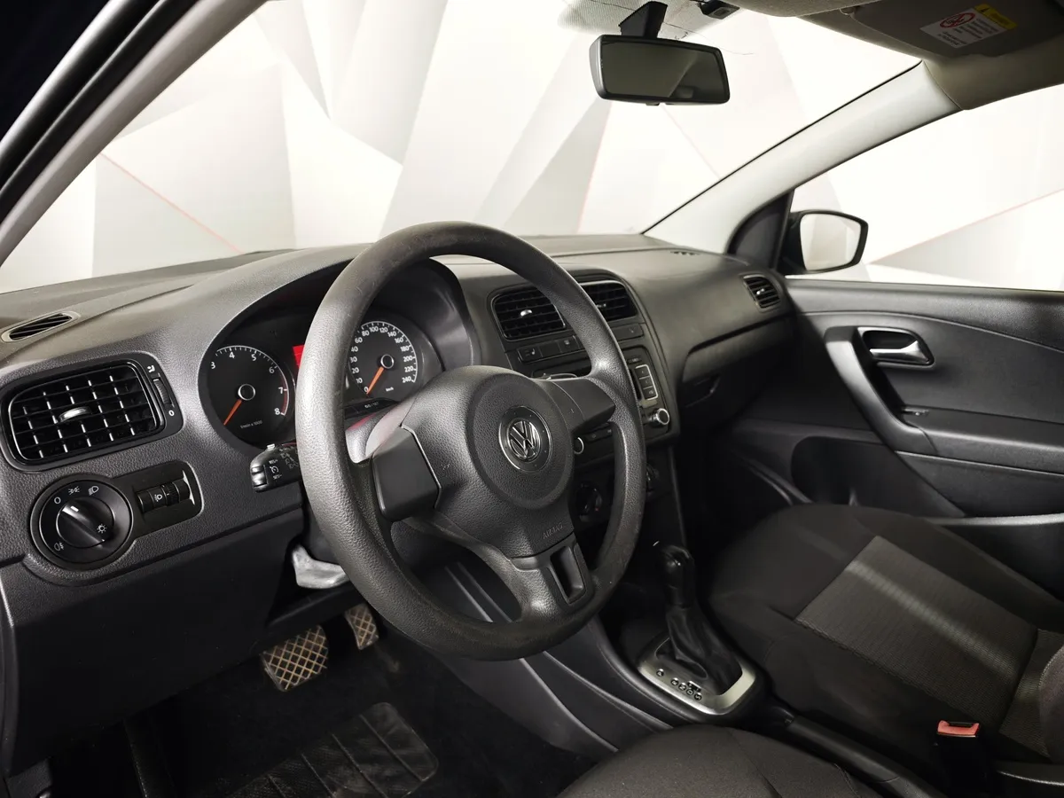 Volkswagen Polo 1.6 Tiptronic (105 л.с.) Comfortline Синий в АВИЛОН. Слайд №17