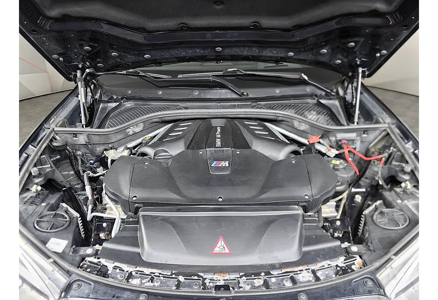 BMW X5 M 4.4 xDrive Steptronic (575 л.с.) Черный в АВИЛОН. Слайд №10