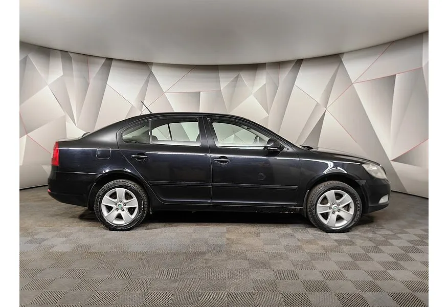 Skoda Octavia 1.4 TSI DSG (122 л.с.) Черный в АВИЛОН. Слайд №6