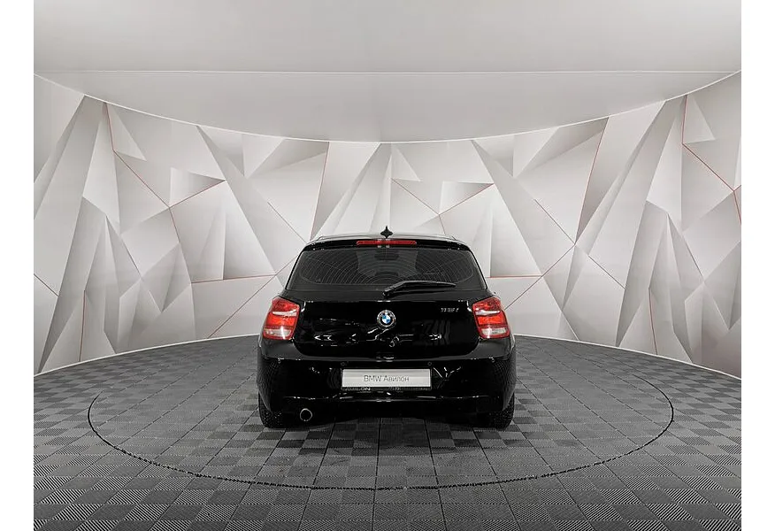 BMW 1 серия 116i AT (136 л.с.) Черный в АВИЛОН. Слайд №4 BMW 1 серия 116i AT (136 л.с.) Черный в АВИЛОН. Слайд №4