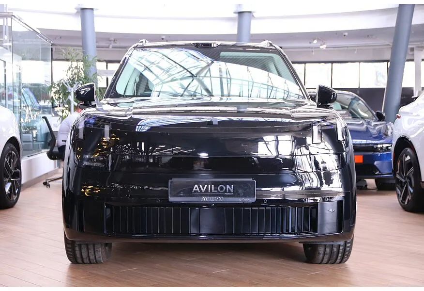 АВИЛОН - Lynk & Co 900 2.0 AT 4WD (884 л.с.) Ultra Черный - slide 1