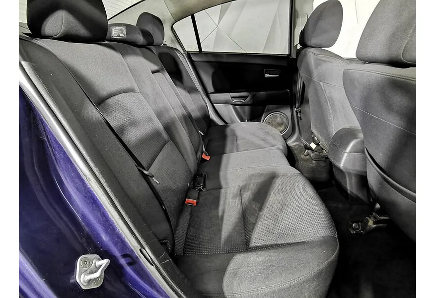 Mazda 3 1.6 AT (104 л.с.) Синий в АВИЛОН. Слайд №14