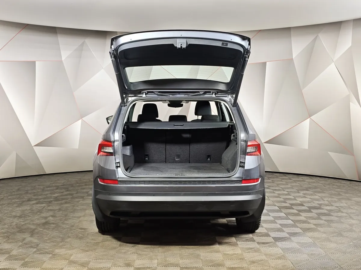 Skoda Kodiaq 2.0 TSI DSG 4X4 (180 л.с.) Серый в АВИЛОН. Слайд №12