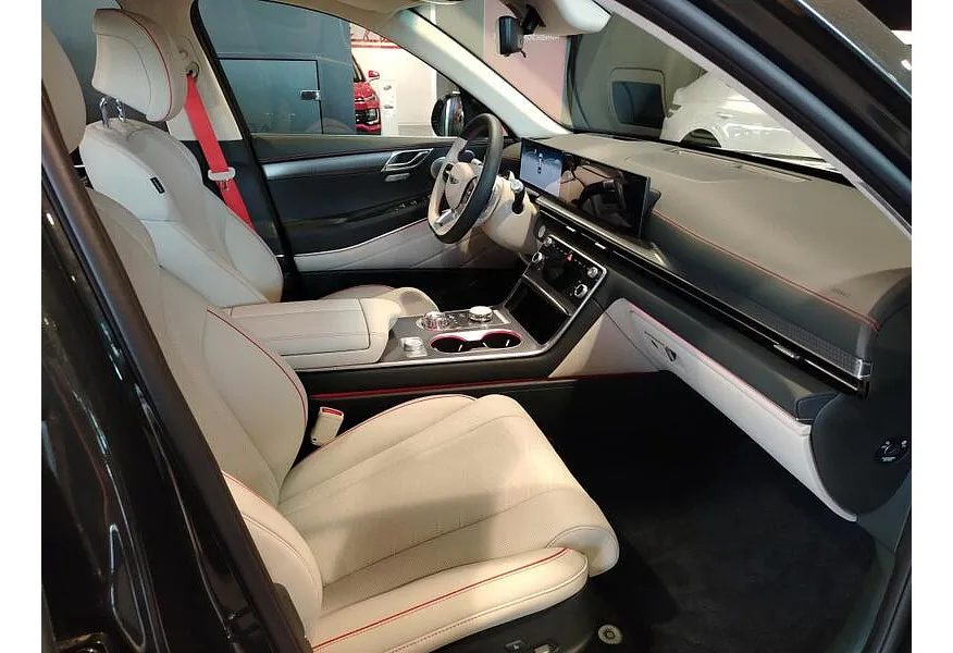 Genesis GV80 Coupe 2.5 T-GDI 8AT 4WD (249 л.с.) Зеленый в АВИЛОН. Слайд №11 Genesis GV80 Coupe 2.5 T-GDI 8AT 4WD (249 л.с.) Зеленый в АВИЛОН. Слайд №11