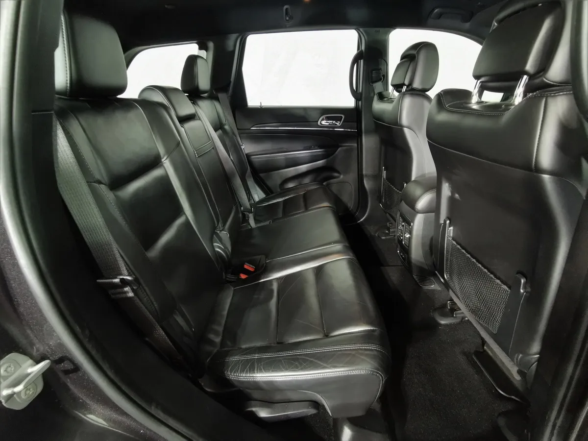 Jeep Grand Cherokee 3.0 AT AWD (238 л.с.) Limited Серый в АВИЛОН. Слайд №15