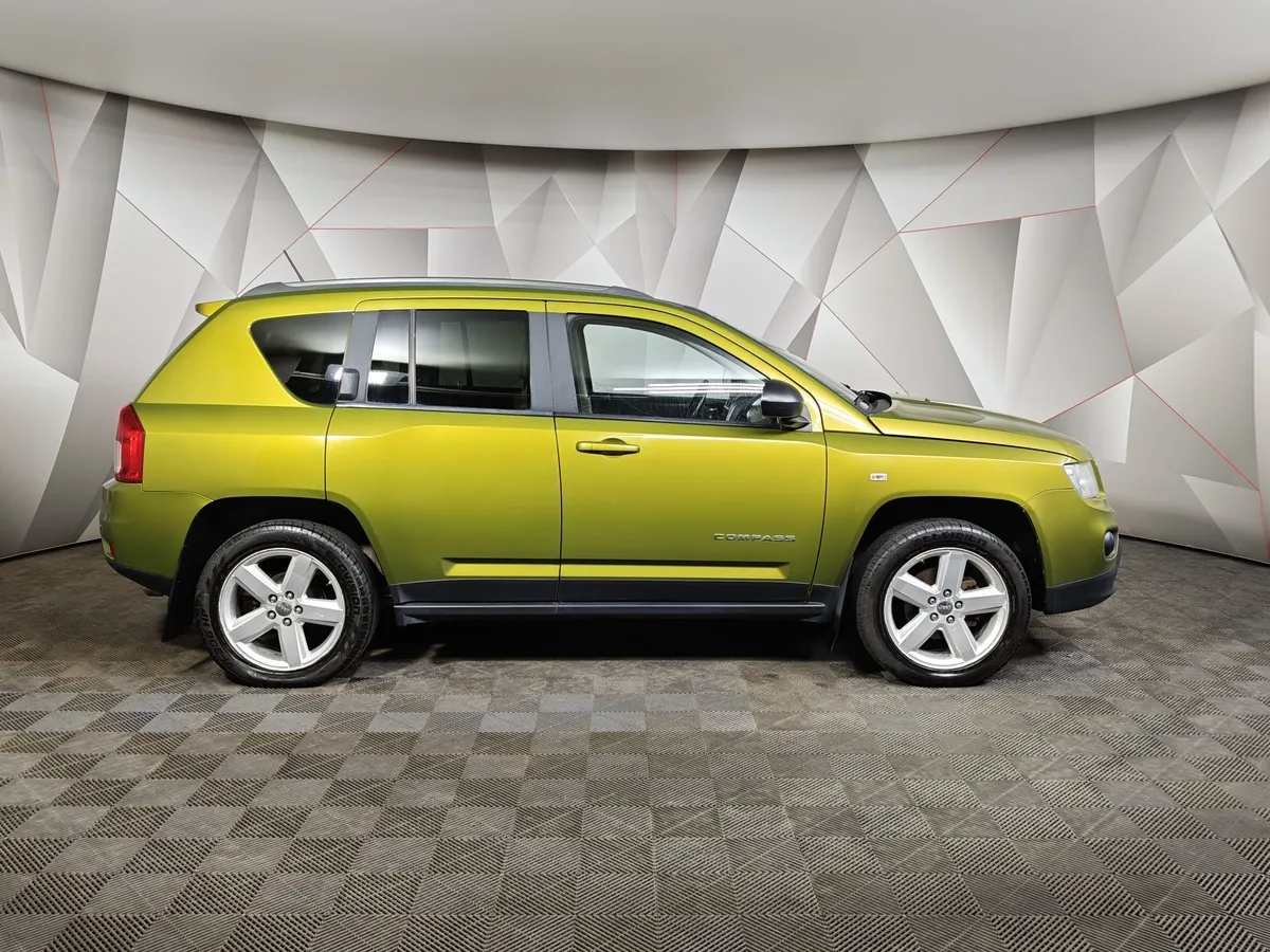 Jeep Compass 2.4 4x4 AT (150 л.с.) Limited Зеленый в АВИЛОН. Слайд №6