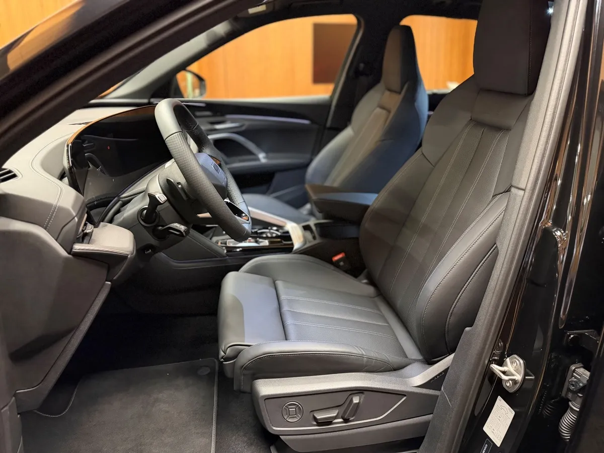 Audi Q5 2.0 TFSI S tronic quattro (272 л.с.) Черный в АВИЛОН. Слайд №5