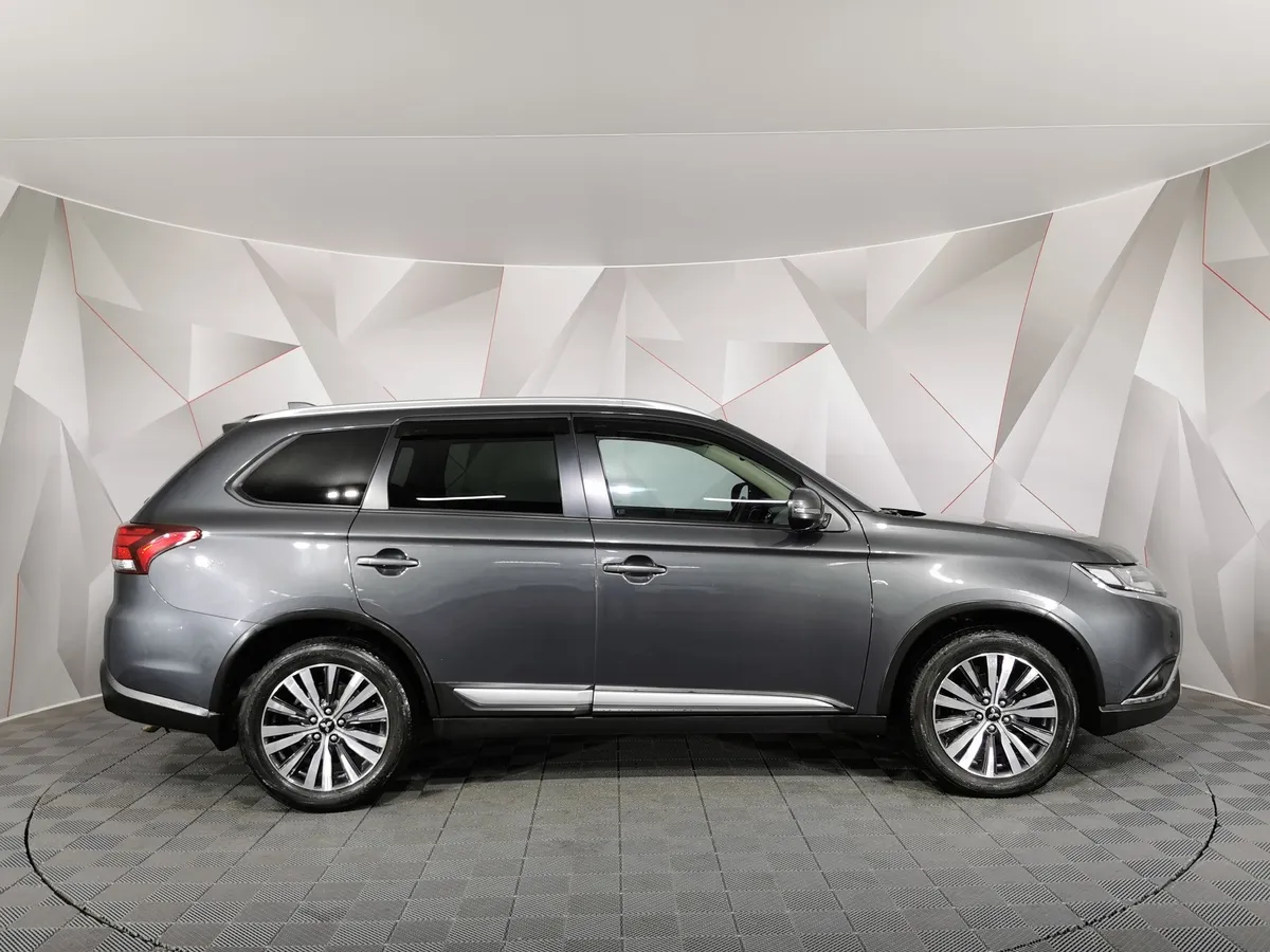 Mitsubishi Outlander 2.0 MIVEC CVT 2WD (146 л.с.) Intense Plus Серый в АВИЛОН. Слайд №6