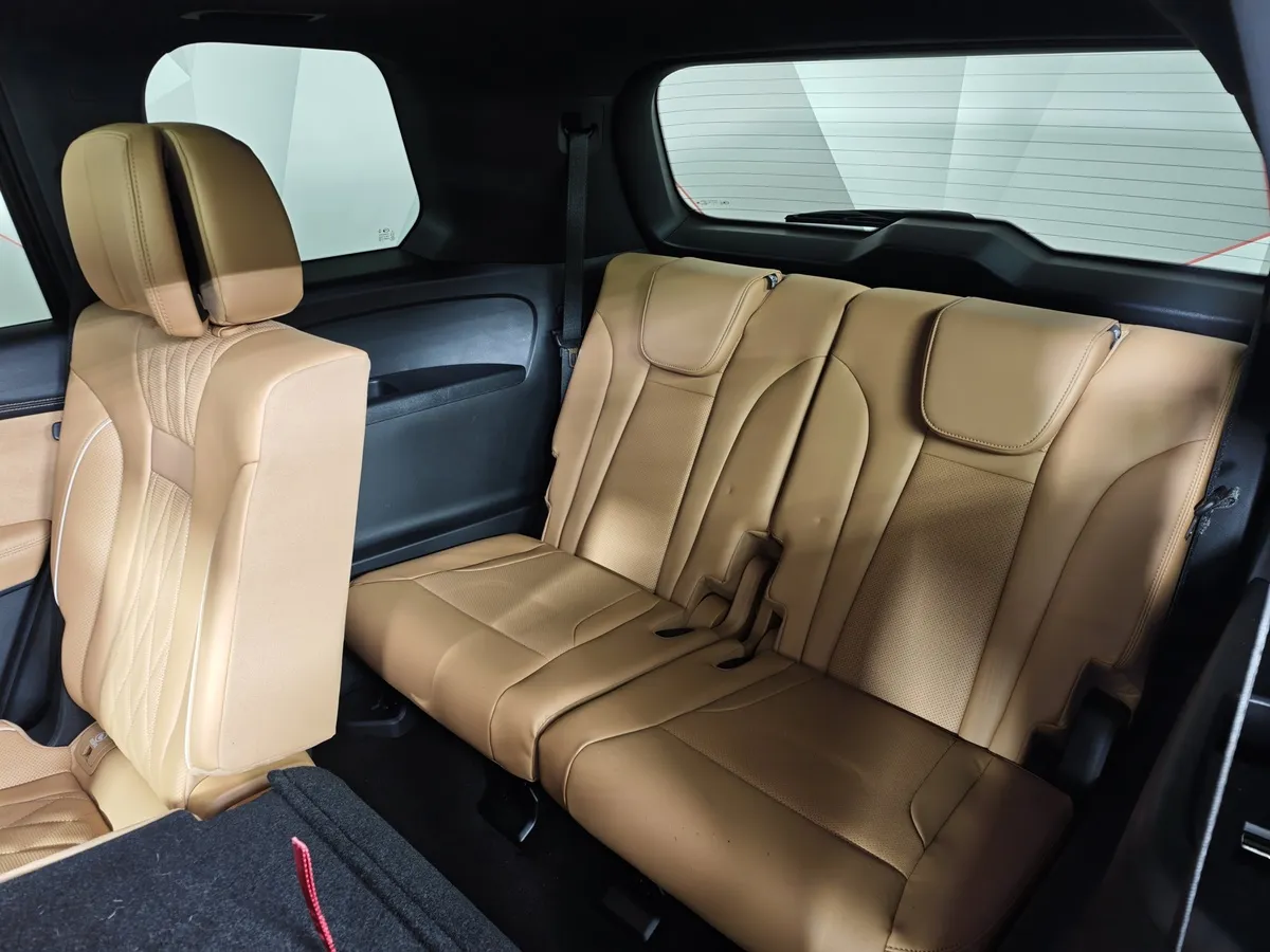GAC GS8 2.0T 4WD (231 л.с.) GX Premium Черный в АВИЛОН. Слайд №32