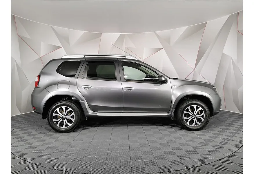 LIVE. Слайд №4