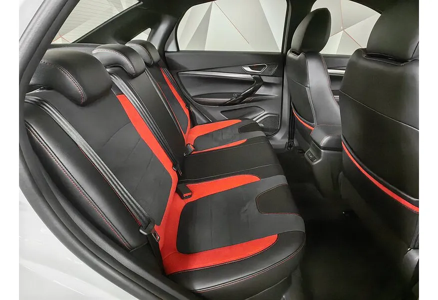 ВАЗ (Lada) Vesta 1.8 MT (145 л.с.) Белый в АВИЛОН. Слайд №16 ВАЗ (Lada) Vesta 1.8 MT (145 л.с.) Белый в АВИЛОН. Слайд №16