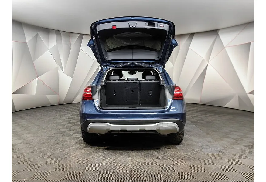 Mercedes-Benz GLA 200 7G-DCT (150 л.с.) Особая серия Синий в АВИЛОН. Слайд №12