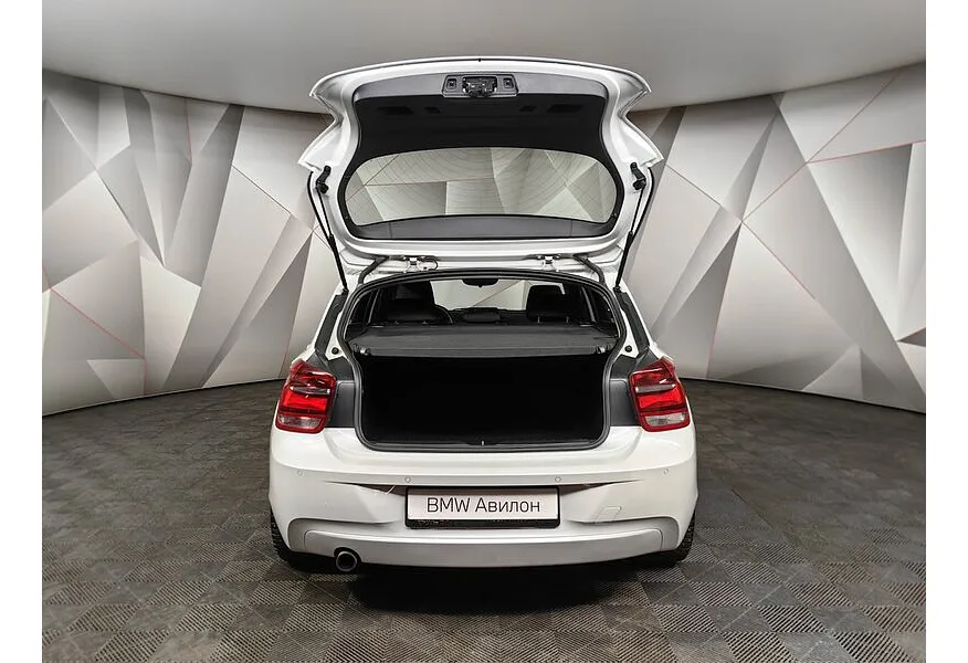 BMW 1 серия 116i AT (136 л.с.) Белый в АВИЛОН. Слайд №9