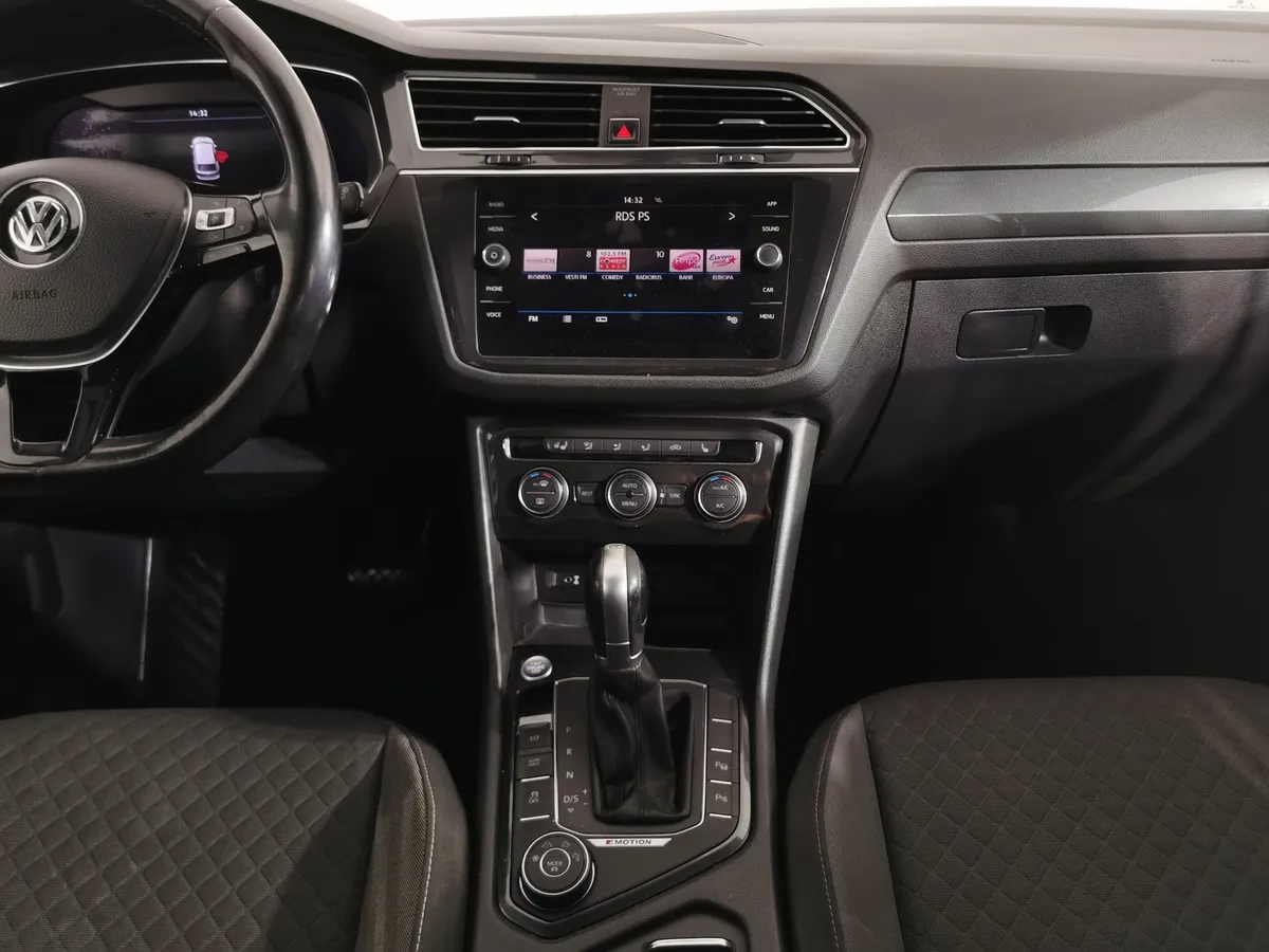 Volkswagen Tiguan 1.4 TSI 4Motion DSG (150 л.с.) Highline Коричневый в АВИЛОН. Слайд №14