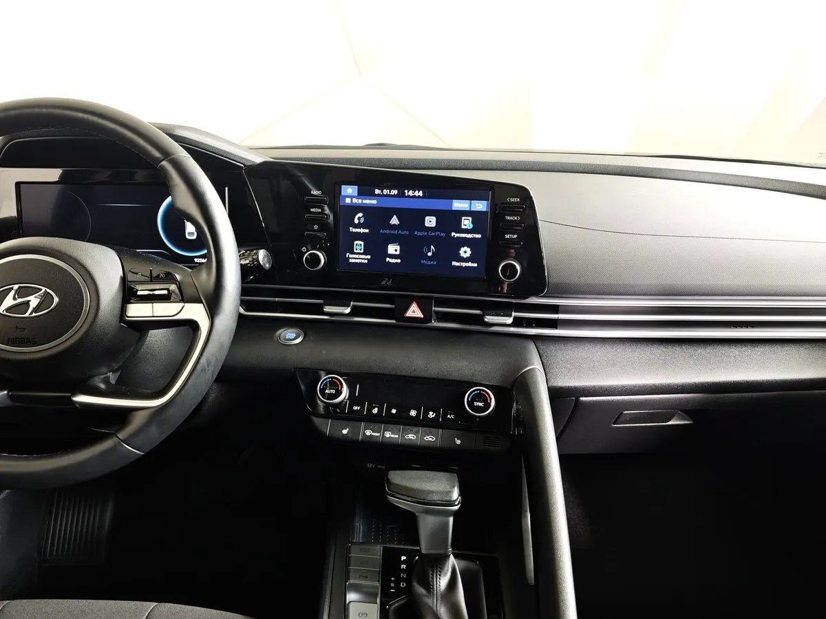 Hyundai Elantra 1.6 AT FWD (128 л.с.) Style Серый в АВИЛОН. Слайд №15