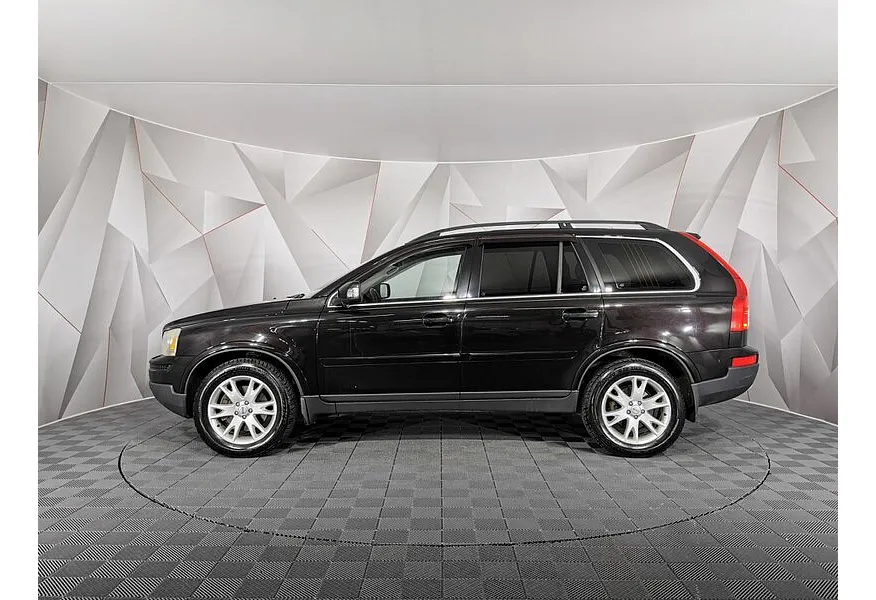 Volvo XC90 2.5 T5 Geartronic AWD (5 мест) (210 л.с.) Черный в АВИЛОН. Слайд №5