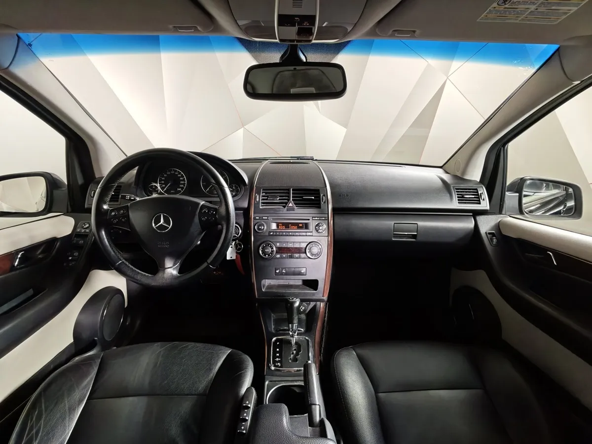 Mercedes-Benz A-Класс A 200 Turbo Autotronic (193 л.с.) Черный в АВИЛОН. Слайд №12