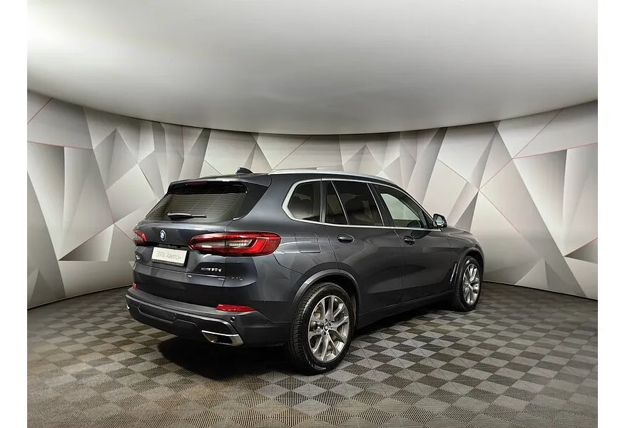 BMW X5 xDrive30d Steptronic (249 л.с.) Business Plus Серый в АВИЛОН. Слайд №2
